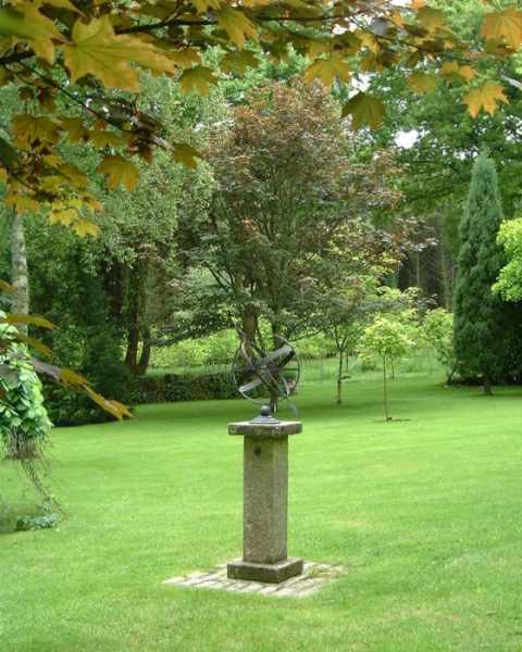 Sundial in the arboretum June 2000